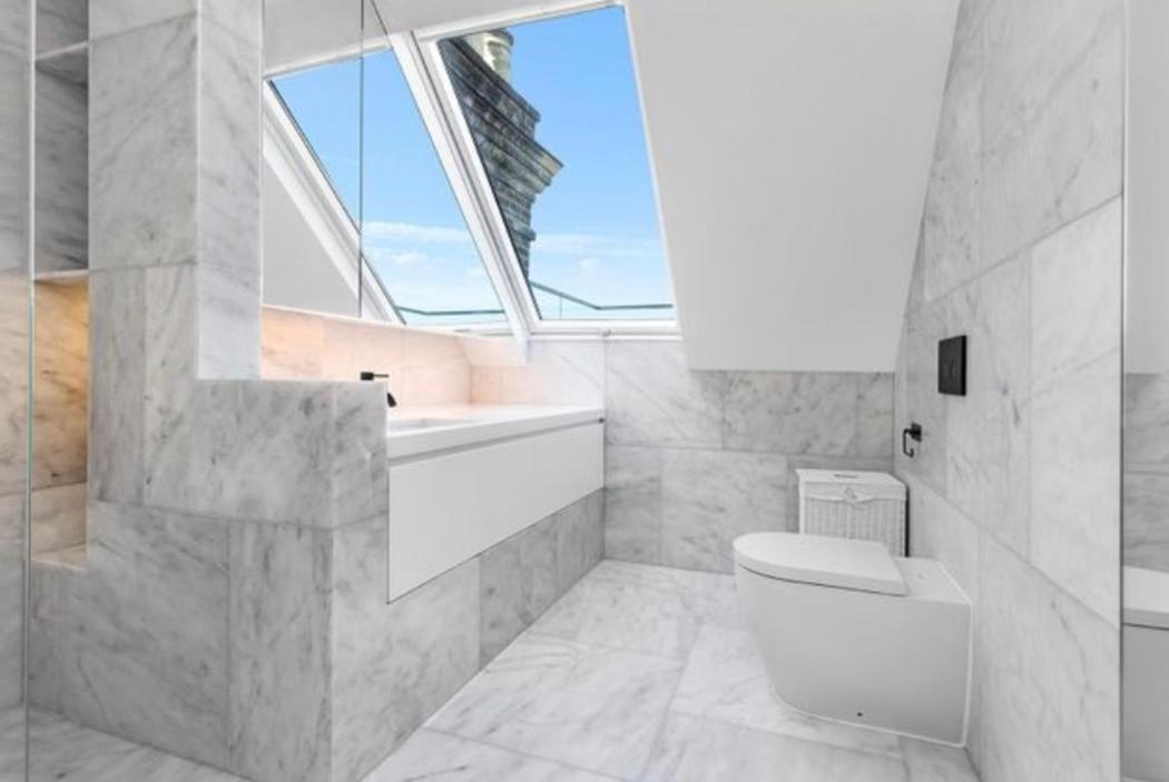 Modern Penthouse In The * Londra